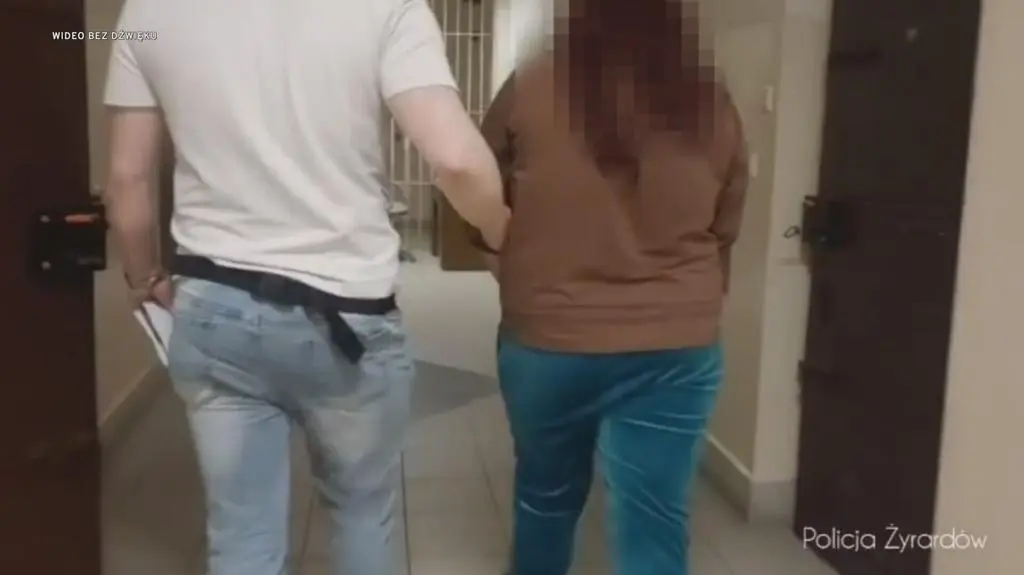 Klatka kluczowa-326067