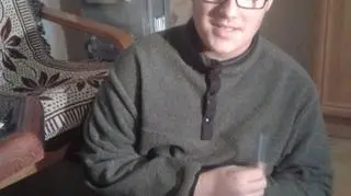 Obudził się w nocy widząc drgawki u brata 