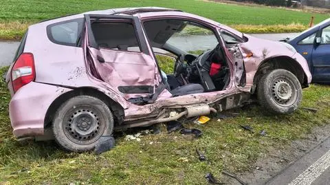 Trzy osoby zostały przetransportowane do szpitala 