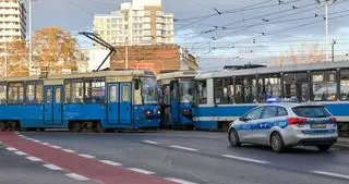 Tramwaje nie wyminęły się na skrzyżowaniu