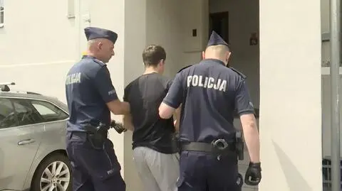 17-latka doprowadzono do sądu