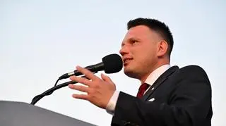 Mentzen o tym, ile wydajemy na Ukraińców, a ile zyskujemy. Nie ma racji