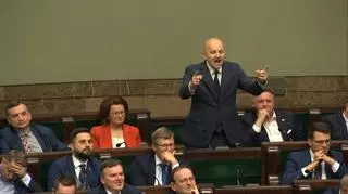 Wrzaski Mateckiego, Tusk odpowiada