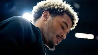 Porażka Spurs. Sochan przyspawany do ławki