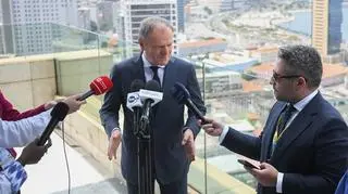 Donald Tusk na konferencji w Luandzie