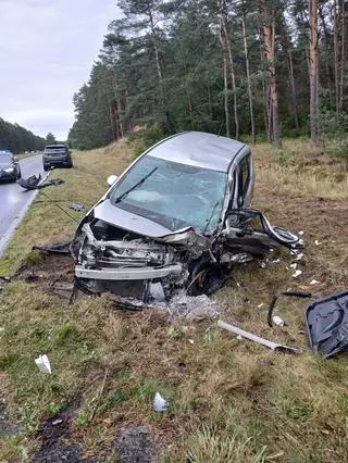 Do zderzenie doszło na DW 142 