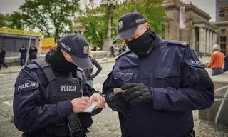 Od początku działań związanych z pandemią policjanci przeprowadzili prawie 3,6 miliona kontroli związanych z przestrzeganiem zasad epidemicznych