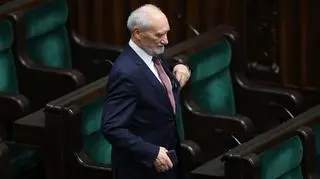 "Można wnioskować, że zarzutów dla Macierewicza będzie więcej". Czego mogą dotyczyć? 