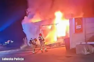 Zarzuty usiłowania zabójstwa oraz napadów na kantory