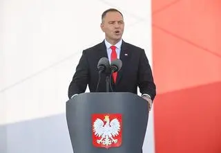 Nawrocki przejął zwierzchnictwo nad armią. Pałac ma nie być "redutą kontestacji"