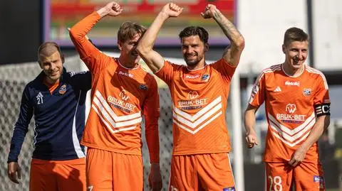 Wszystko jasne na szczycie I ligi. Radość w Niecieczy i Warszawie