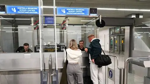 Kontrola graniczna na lotnisku Kraków-Balice