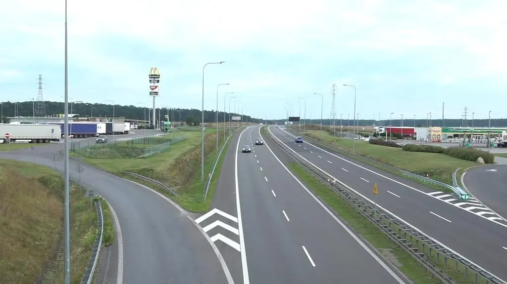 Niewybuch znaleziono w okolicy Miejsca Obsługi Podróżnych trasy S3