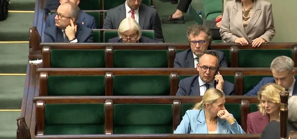Od połajanek po podziękowania. Posłowie po expose premiera