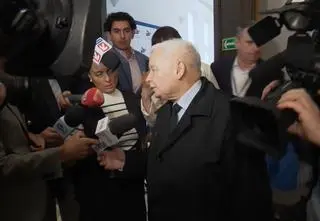 Kaczyński zabrał głos w sprawie mieszkania Nawrockiego