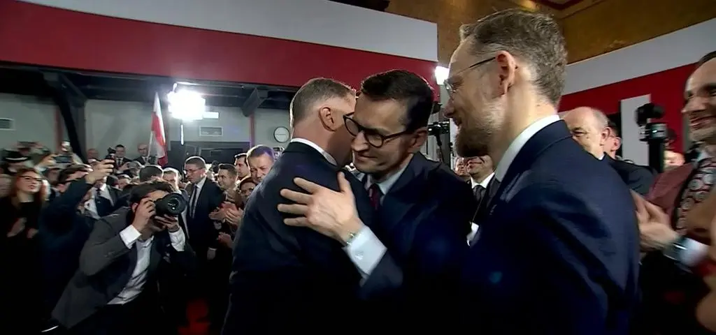 Kulisy narady w PiS. Morawiecki do końca blokował Czarnka 