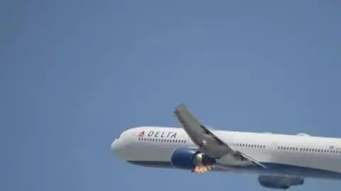 NA-08SA_DELTA FLIGHT ENGINE F_9d9ab628-5275-4e40-afb1-7a17db698a6f (1)