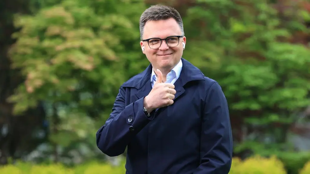 Rapuje nie tylko Petru. To oni stoją za piosenką wyborczą Hołowni 