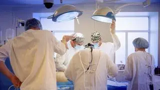 Przeszczepiono mu zwierzęcą wątrobę, przeżył prawie pół roku