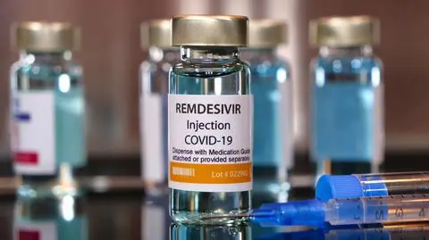 Doktor Grzesiowski: z wielu szpitali w kraju dostajemy sygnał - brak leków przeciw COVID-19