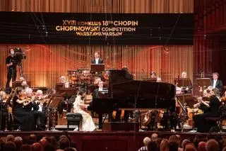 Japońska pianistka Aimi Kobayashi podczas XVIII edycji Międzynarodowego Konkursu Pianistycznego im. Fryderyka Chopina