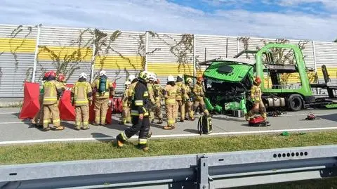 Na miejscu zginął kierowca bmw