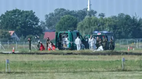 Miejsce katastrofy F-16 na terenie 42. Bazy Lotnictwa Szkolnego w Radomiu