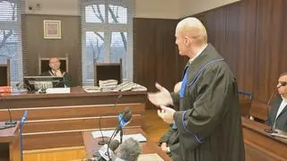 Autorzy napisu namawiającego do udziału w referendum staną przed sądem