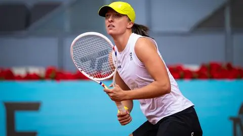 Przerwa w zasilaniu udzieliła się Świątek. "Jestem szczęśliwa, że się podniosłam"