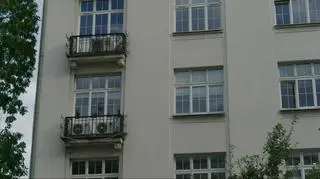 "Lukratywny biznes" w warszawskiej kamienicy. "Pieniądze płyną do kancelarii Putina"