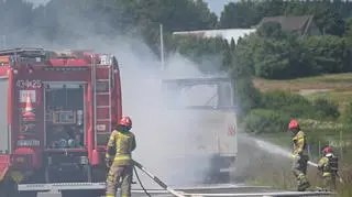 Pożar busa z akumulatorami na Trasie Kaszubskiej