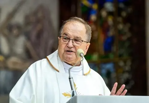 Mówił: trzeba więcej, więc dostawał. Co teraz dla o. Rydzyka szykuje prokurator?