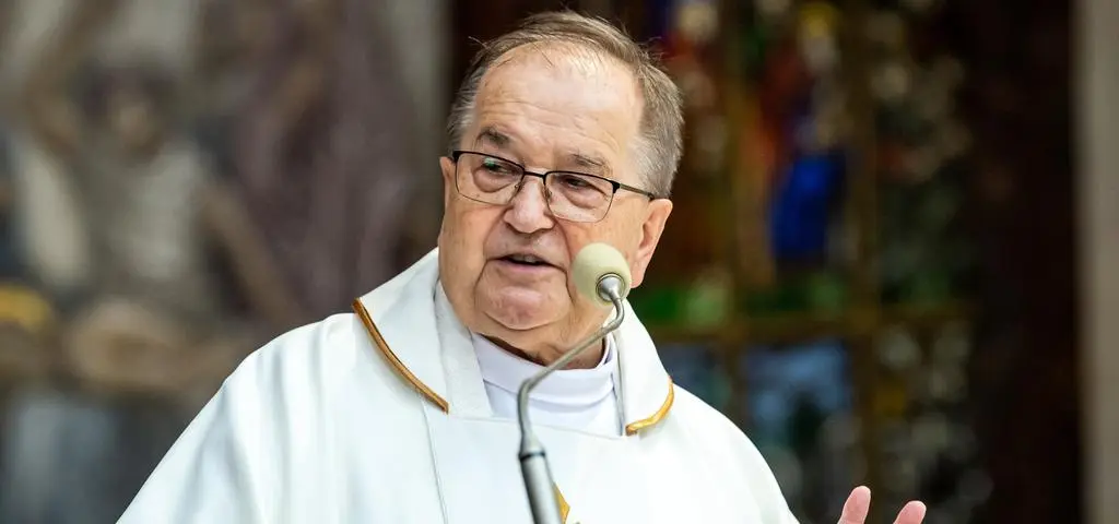 PiS hojnie sypało kasą, teraz jest pozew. Prokuratura chce przesłuchać ojca Rydzyka