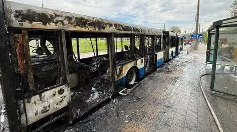 Spalony autobus