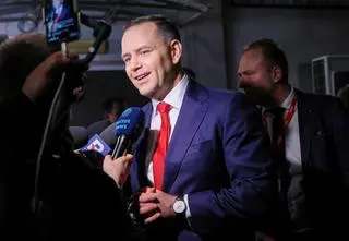 "Być może drugie mieszkanie jest na Tadeusza Batyra" 