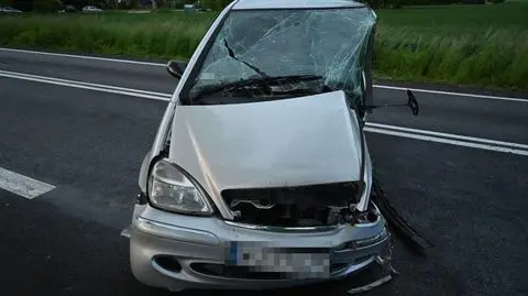 Trzy osoby trafiły do szpitala po zderzeniu