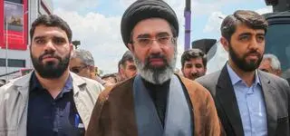 "Nie widać scenariusza upadku". Czemu irański system wciąż trwa?