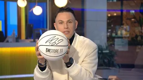 Piłka z autografem legendy NBA na aukcji WOŚP