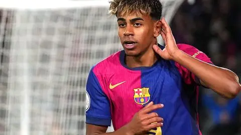 Znakomita wiadomość dla kibiców FC Barcelona. Młoda gwiazda zostaje