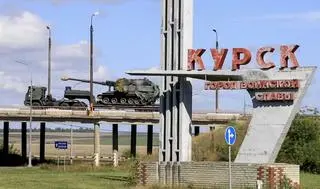 Transport rosyjskiego sprzętu wojskowego w obwodzie kurskim
