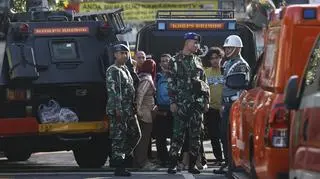 Dżakarta. Służby na miejscu wybuchu 