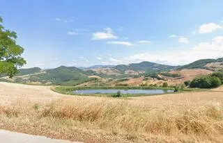 Australijsko-brytyjska para mieszkała w chacie w lesie w Abruzji 