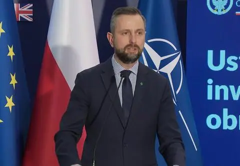"Zmienia się charakter misji", ale żołnierze "zostają"