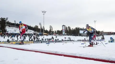 Sprinterski finisz po 20 kilometrach walki dla Norwega