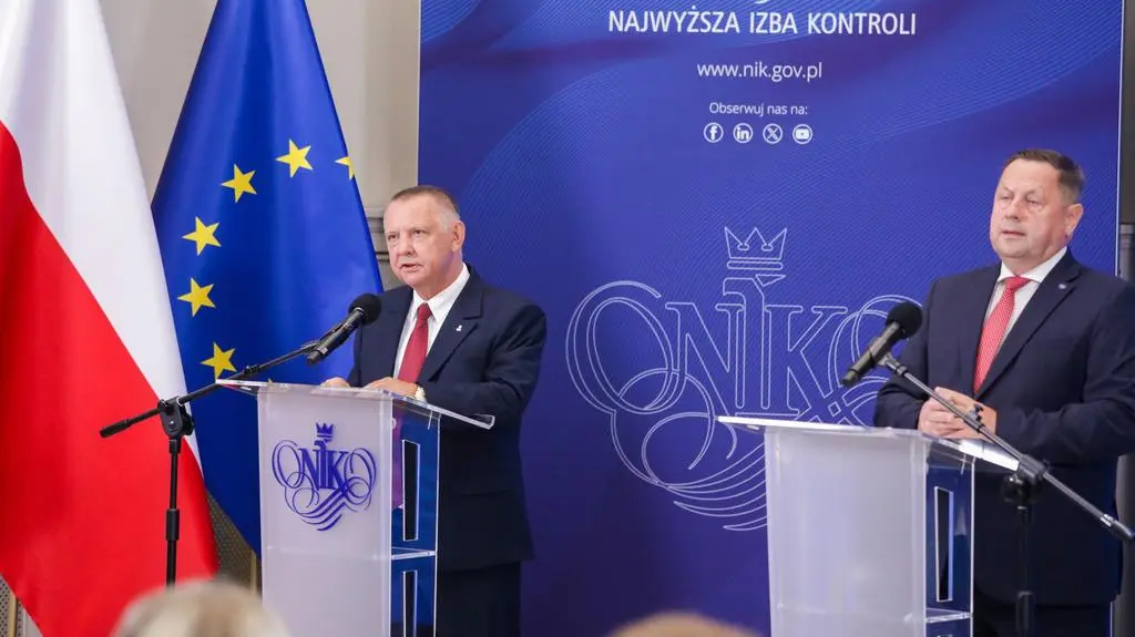 Marian Banaś i Janusz Pawelczyk na konferencji NIK