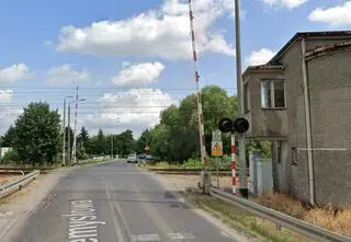 Wypadek na przejeździe kolejowym. Zginął kierowca