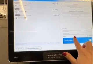 Czego nie zrobił Konrad Berkowicz przy kasie. Wiemy, kiedy sklep wzywa policję