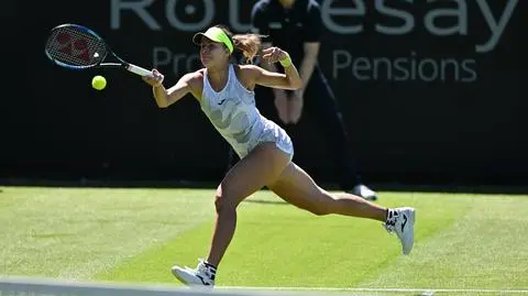 Wracająca gwiazda za mocna. Linette za burtą w Eastbourne