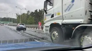 Zderzenie auta z betoniarką 
