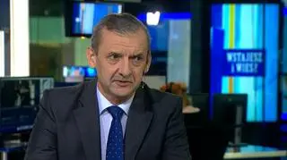 Prezes ZNP: Podstawa programowa miała być w sierpniu. Mamy 2 listopada